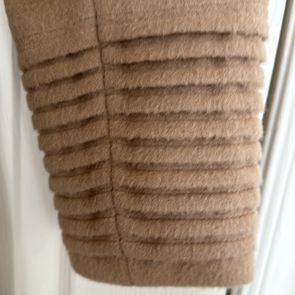 Sentaler wrap coat - Picture 9 of 9